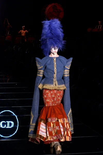 Look 13